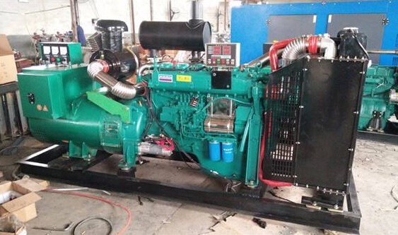 河南潍柴二手发电机大型柴油发电机组