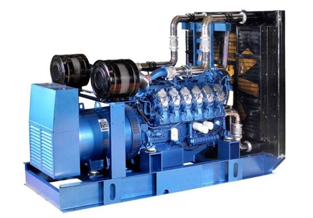 河南康明斯30kw小型柴油二手发电机组 河南康明斯30kw小型柴油二手发电机组