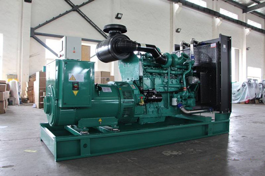 河南320kw康明斯柴油发电车出租_COPY_COPY